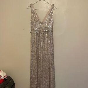 David’s Bridal sz 6 champagne long sequined gown